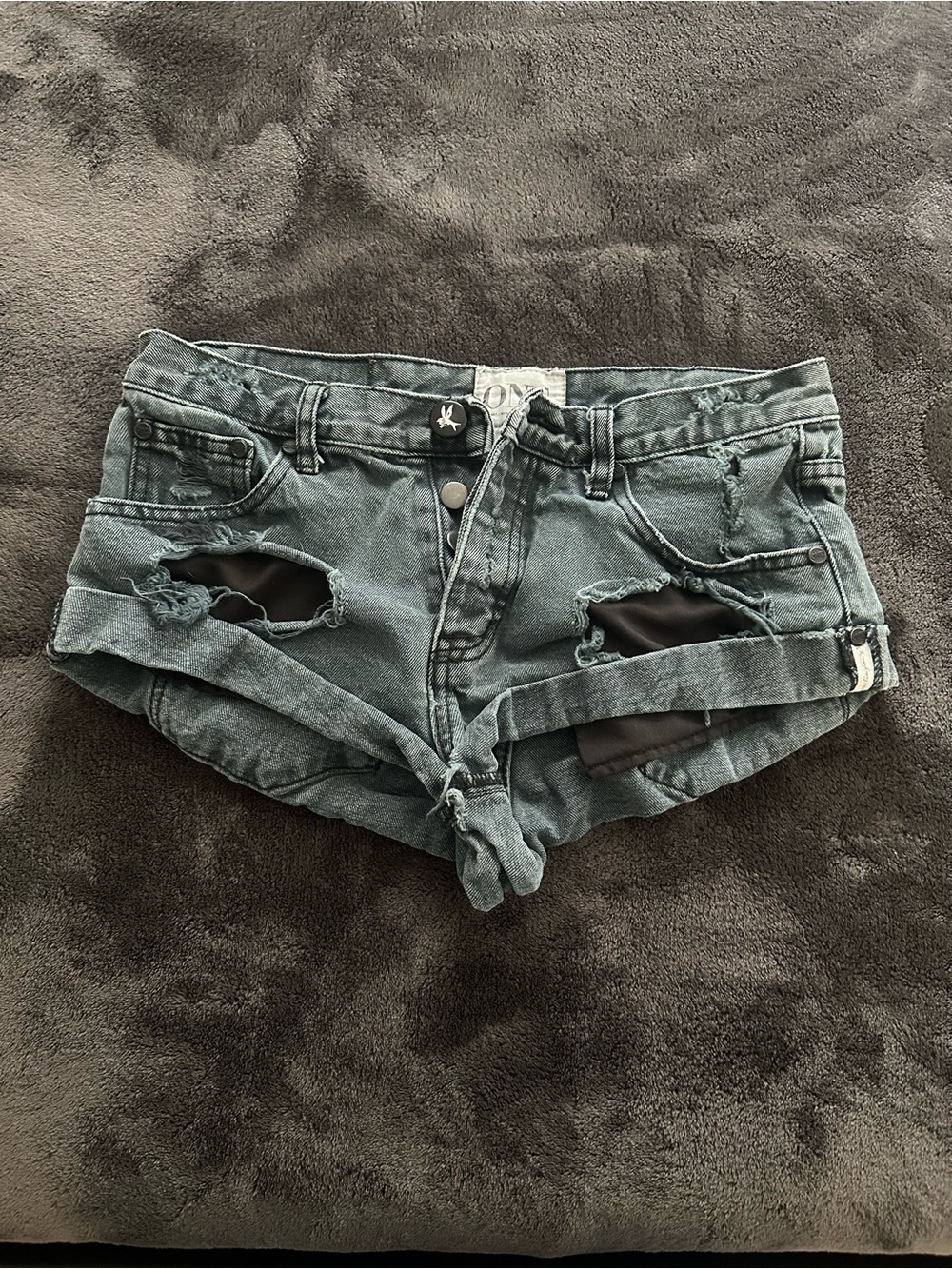 One Teaspoon Distressed Low-Rise Denim Shorts - Washed Blue